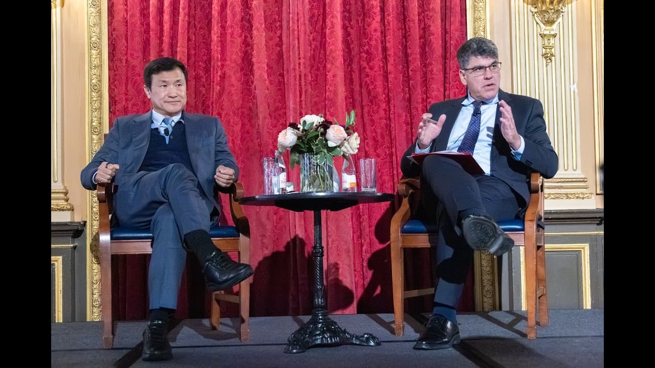 36th Annual Graham & Dodd Event with Li Lu '96, Founder and Chairman of Himalaya Capital